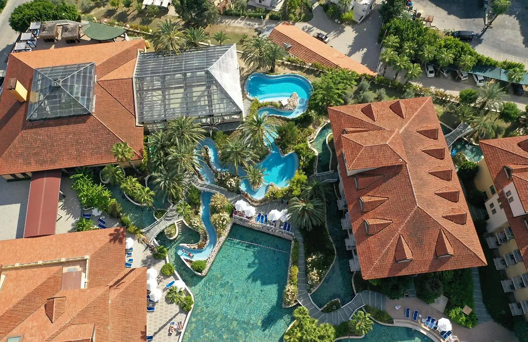Club Grand Aqua-1